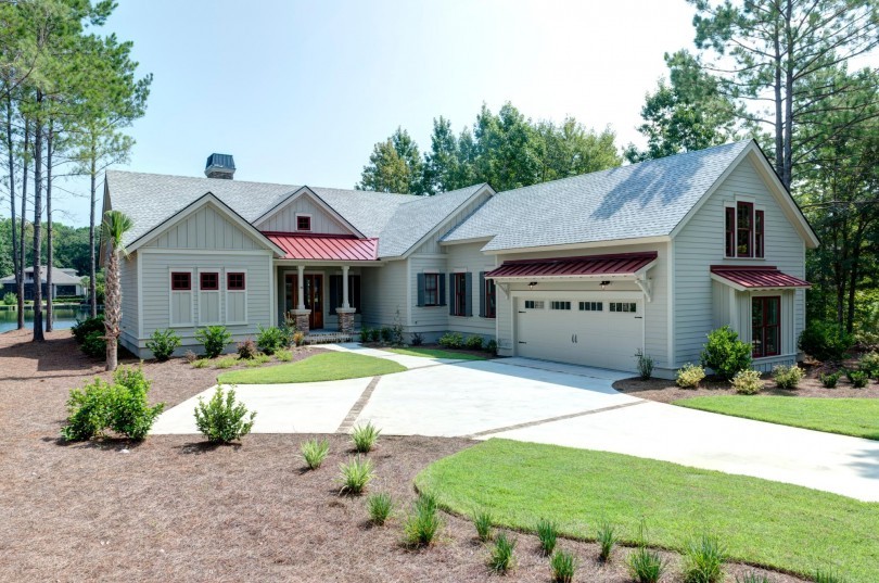 hampton lake home front exterior